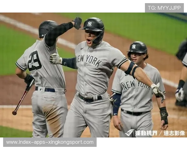 MLB季后赛满贯炮瞬间逆转，比赛提前结束的震撼时刻