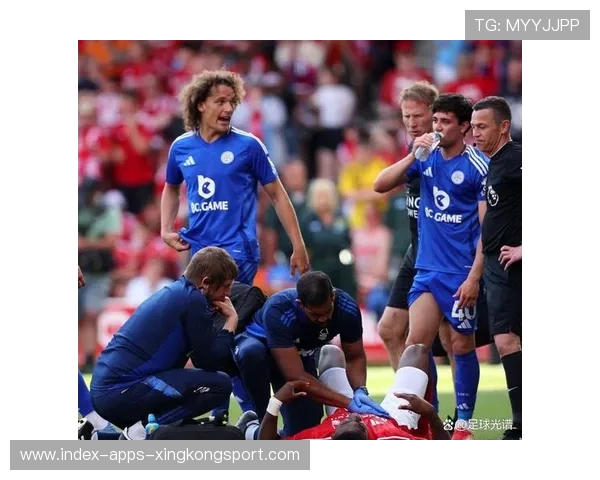 诺丁汉阿沃尼伊脚下动作变得更细腻