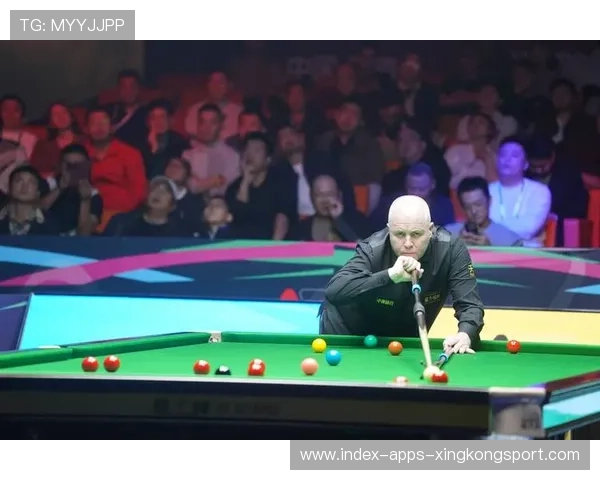 吴宜泽夺职业首冠，希金斯现场点赞